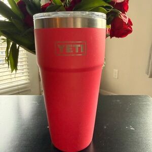 Yeti Red Travel Tumbler with Clear Lid